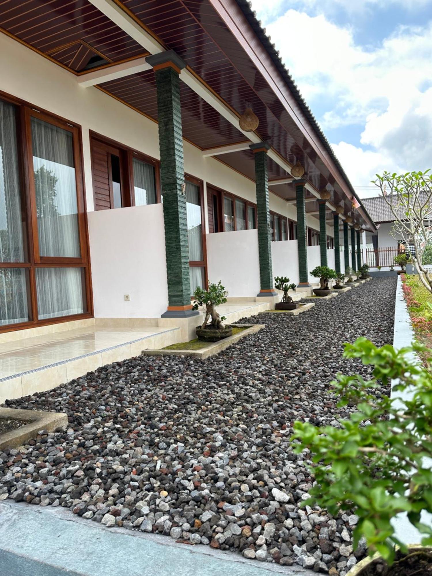 Bali Basuki Retreat Center Apartment Besakih Bagian luar foto