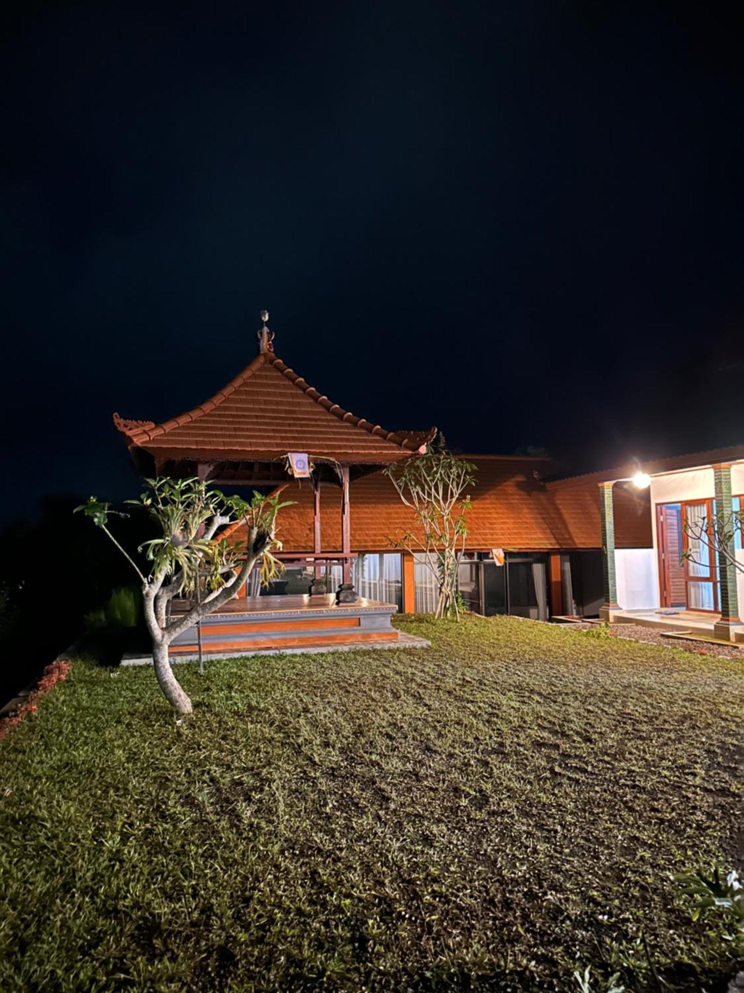 Bali Basuki Retreat Center Apartment Besakih Bagian luar foto