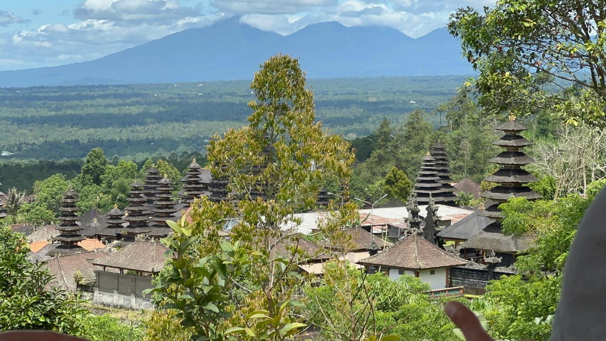 Bali Basuki Retreat Center Apartment Besakih Bagian luar foto