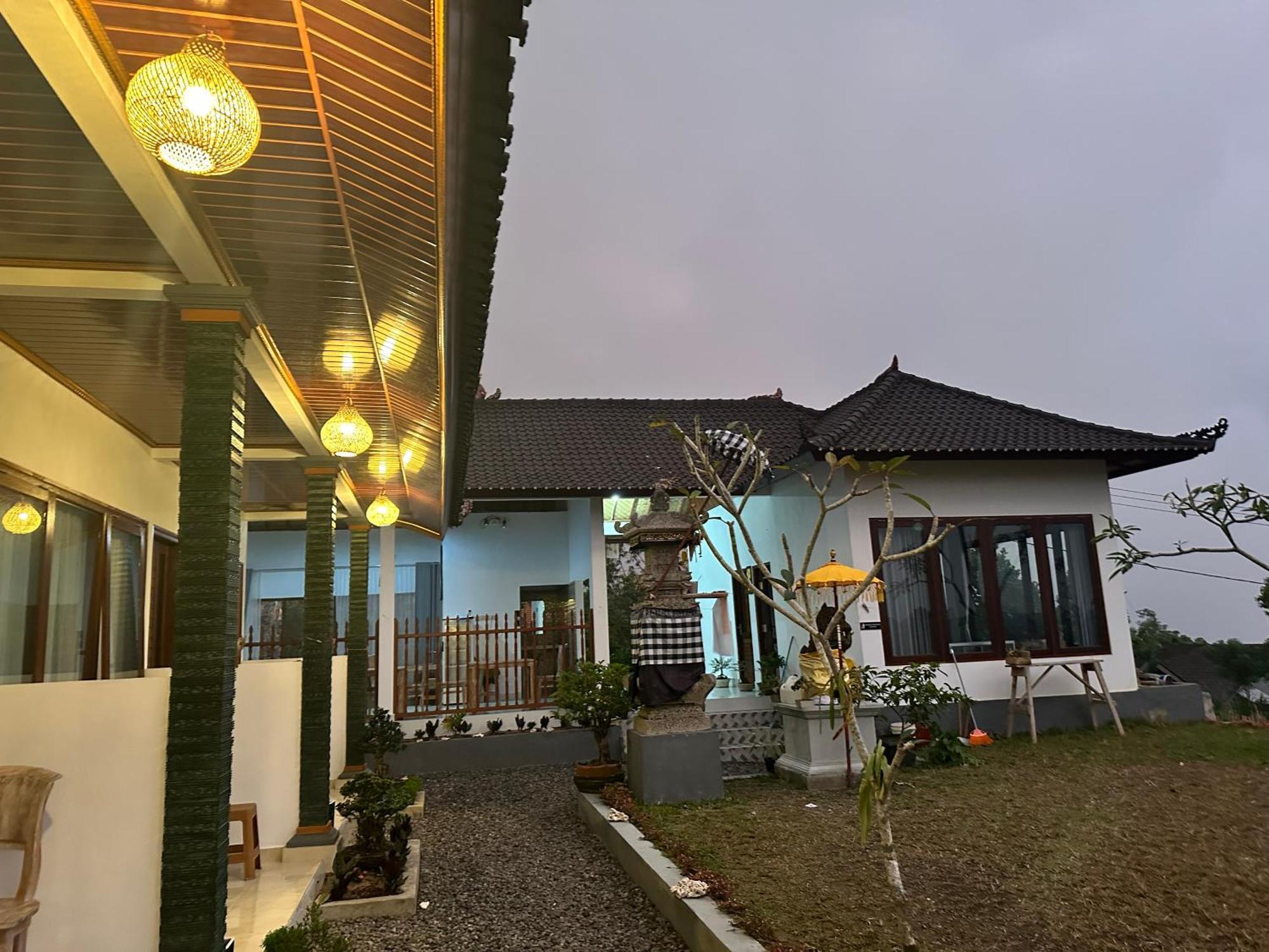 Bali Basuki Retreat Center Apartment Besakih Bagian luar foto